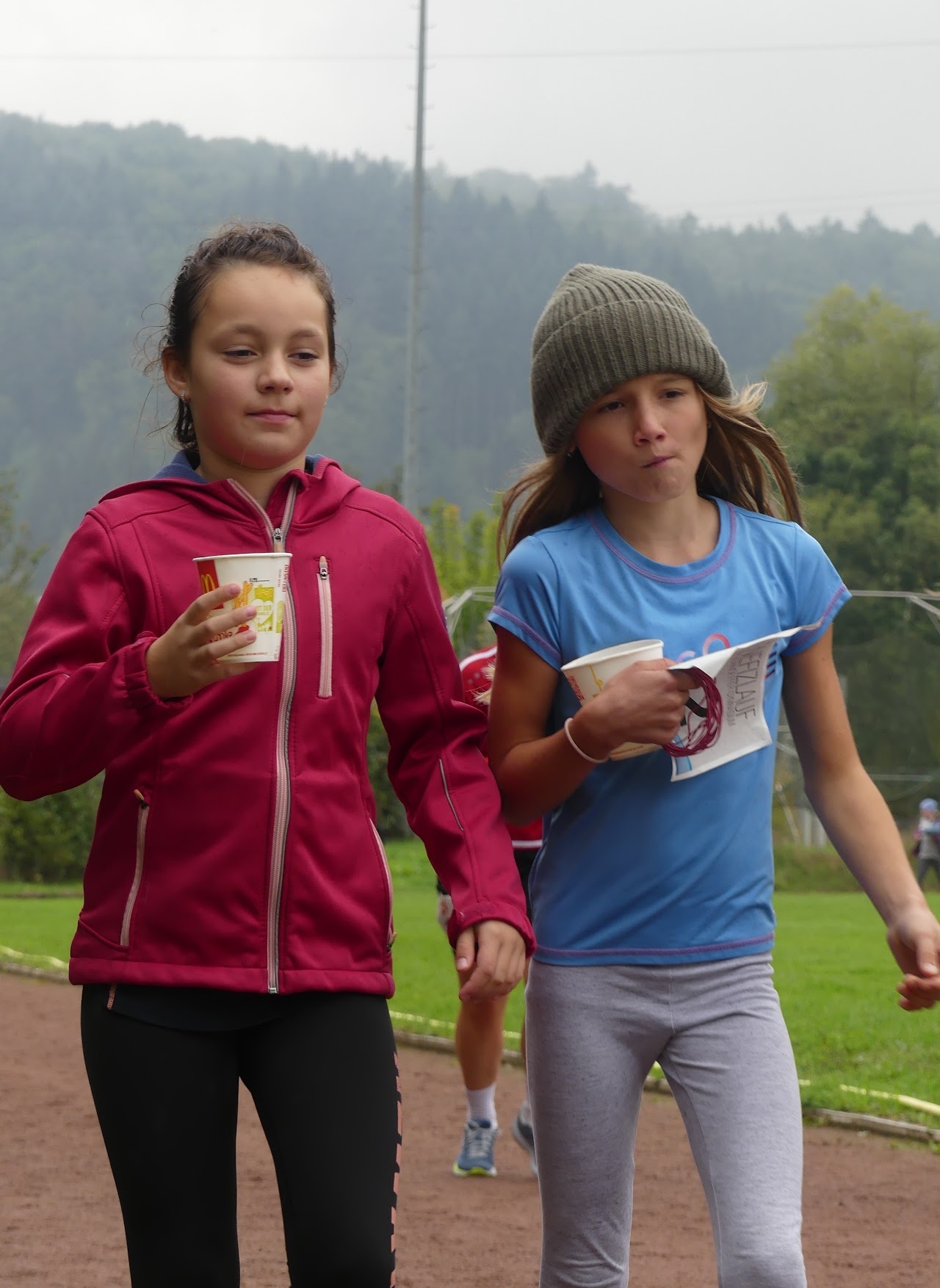 Bild vom 13. Benefizlauf im Jahr 2022. Dies ist das 103. Bild.